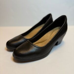 Clarks Emily Ruby Block-Heel Comfort Pumps Size 9.5 Black